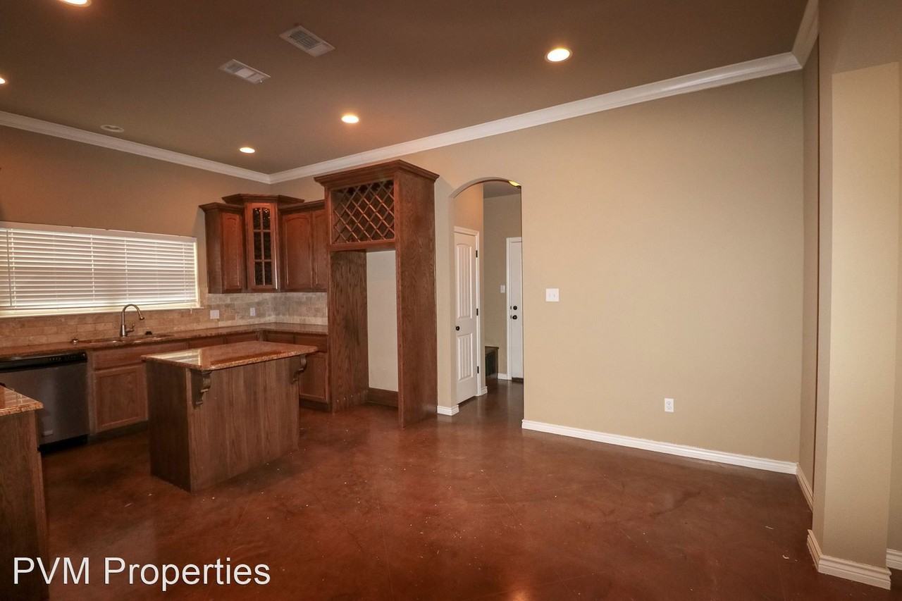 3036 Silver Saddle Dr - Photo 3 of 22
