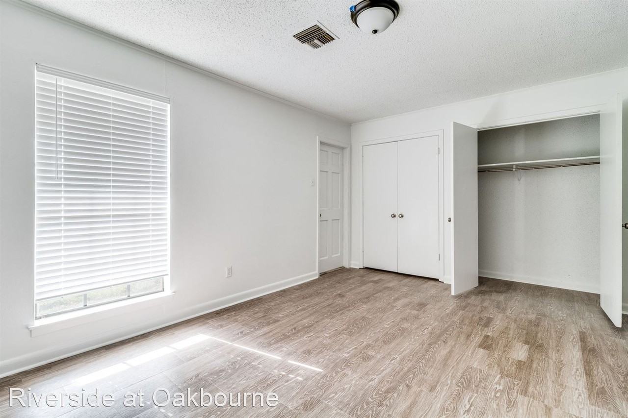 Riverside at Oakbourne - Photo 2 of 35