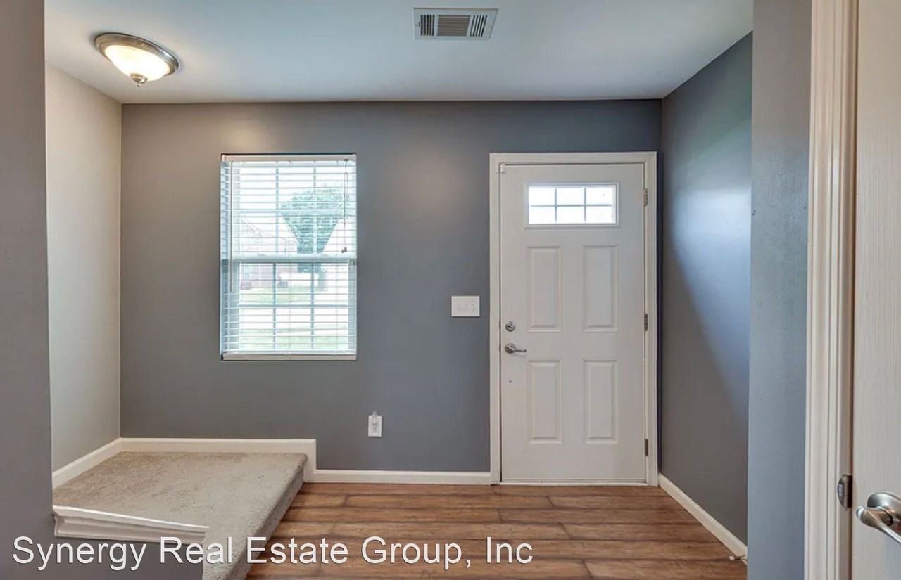 2648 Jordan Ridge Dr - Photo 3 of 20