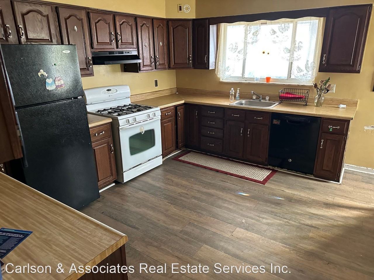 2602 Spring St - Photo 3 of 8