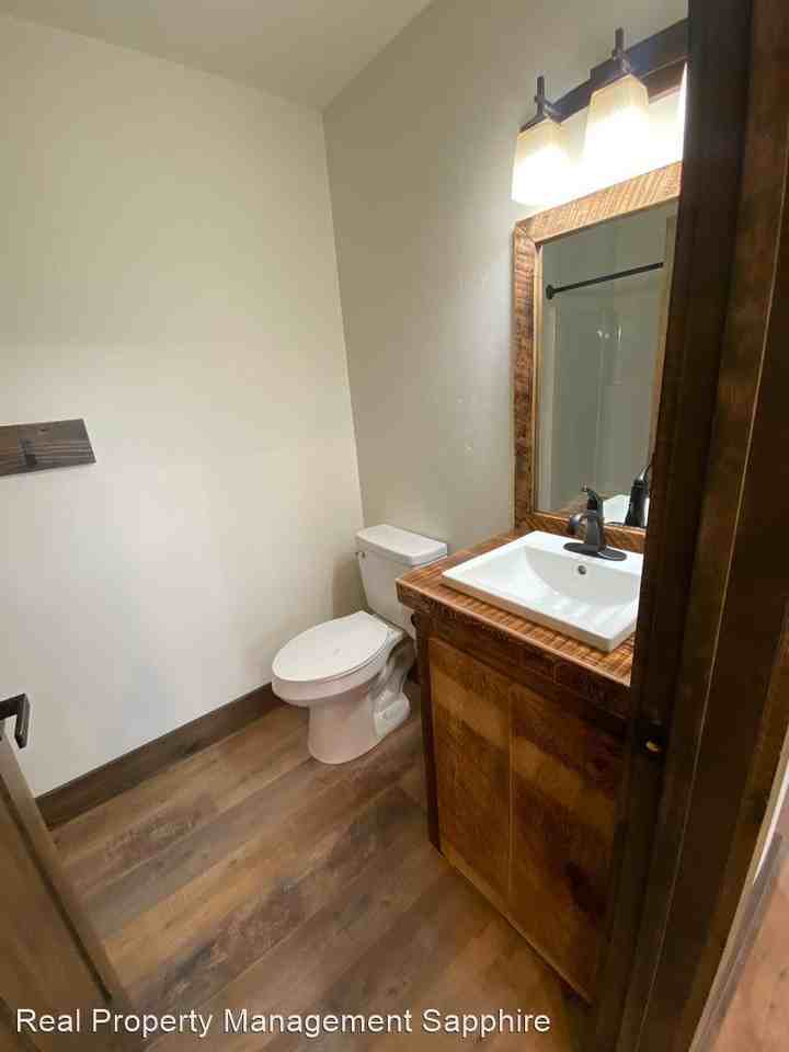 2015 View Ln - Photo 2 of 7