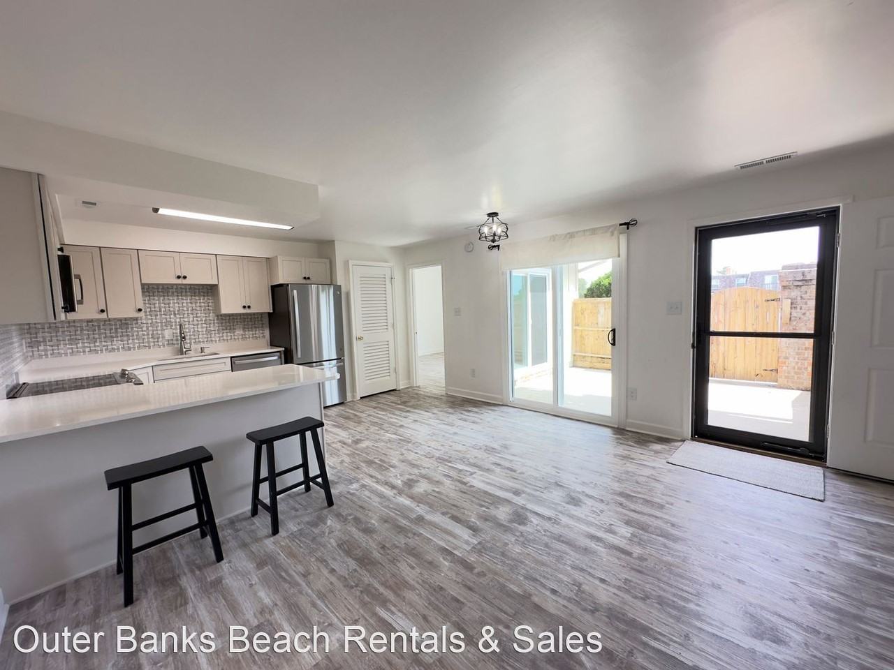 702 Angler Way - Photo 2 of 14