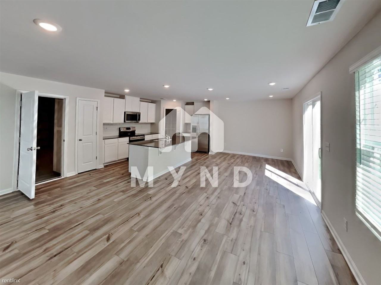 2608 Turtle Point Rd - Photo 2 of 26