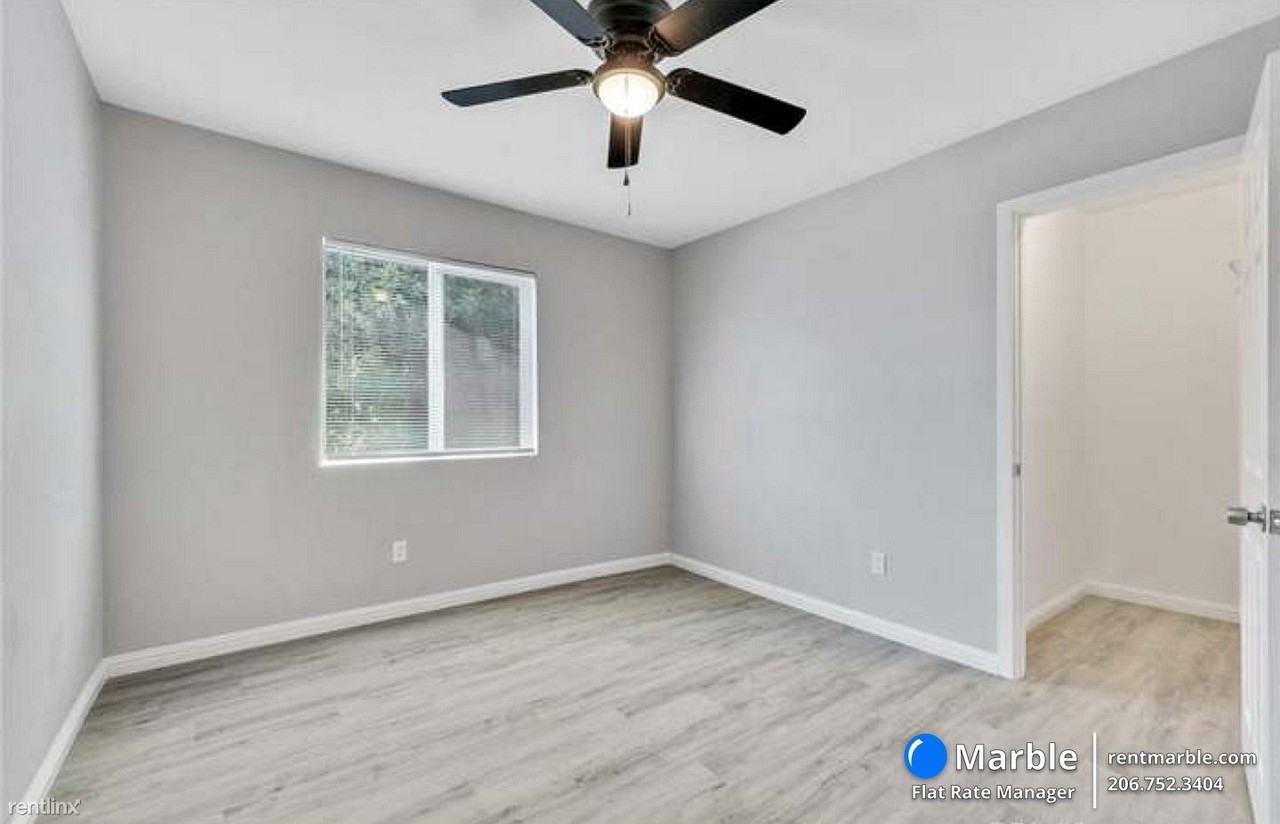 506 S Sandalwood Ave - Photo 2 of 7