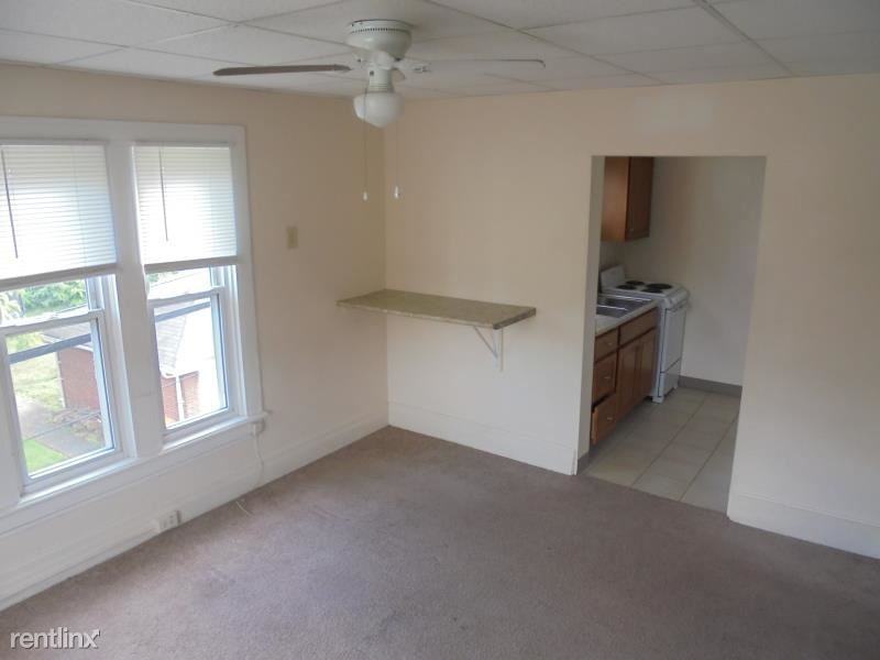 411 34th St - Photo 3 of 11