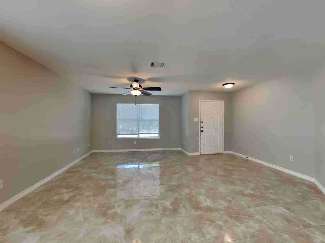 10408 Woodruff Ct - Photo 3 of 24