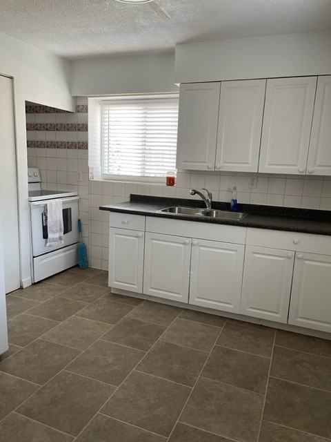 4362 Commercial Street Basement - Photo 2 of 15