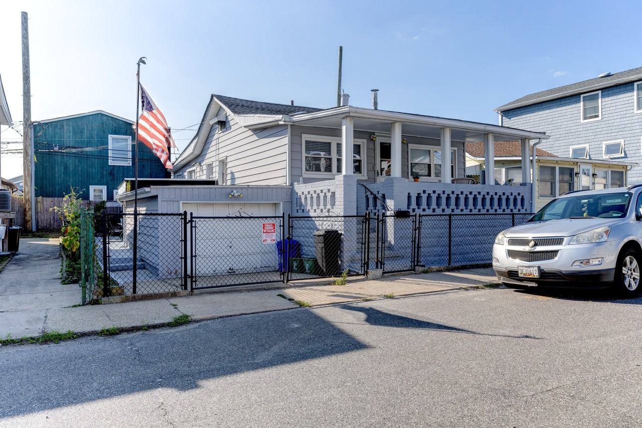 39 Virginia Avenue - Photo 2 of 16