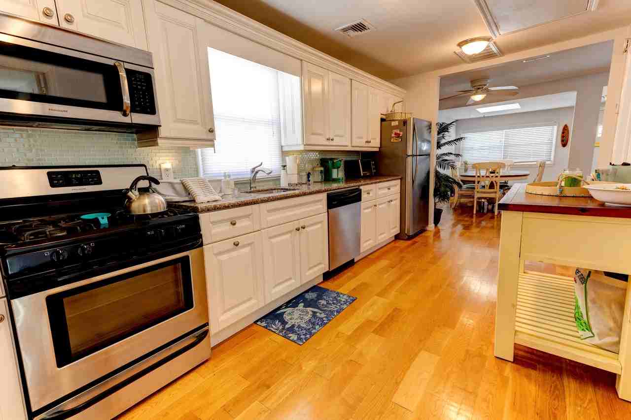 39 Virginia Avenue - Photo 7 of 16
