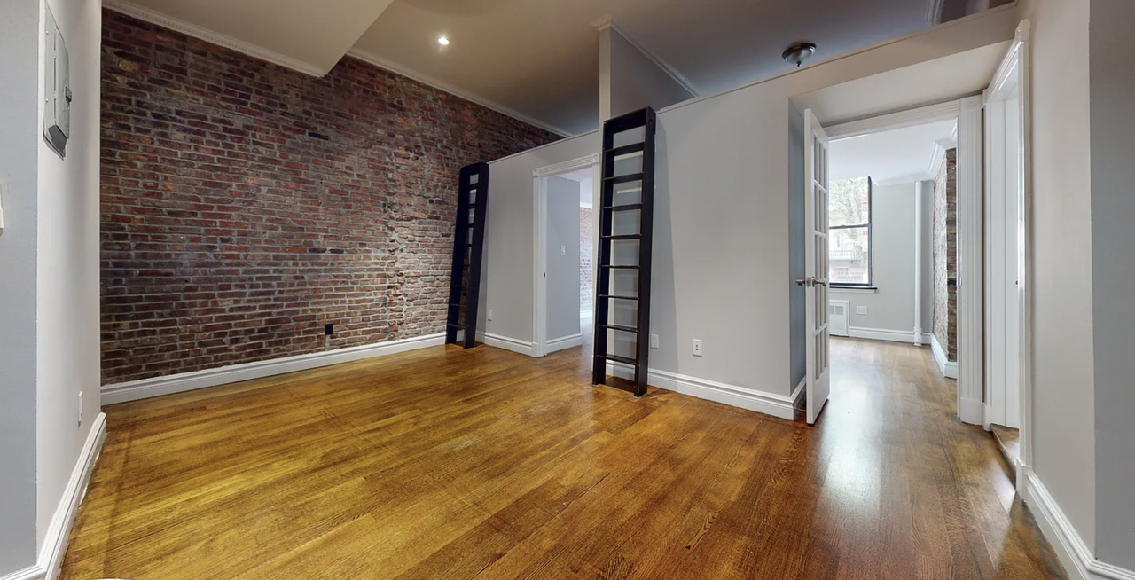 238 E 14th St #1B - Photo 2 of 11