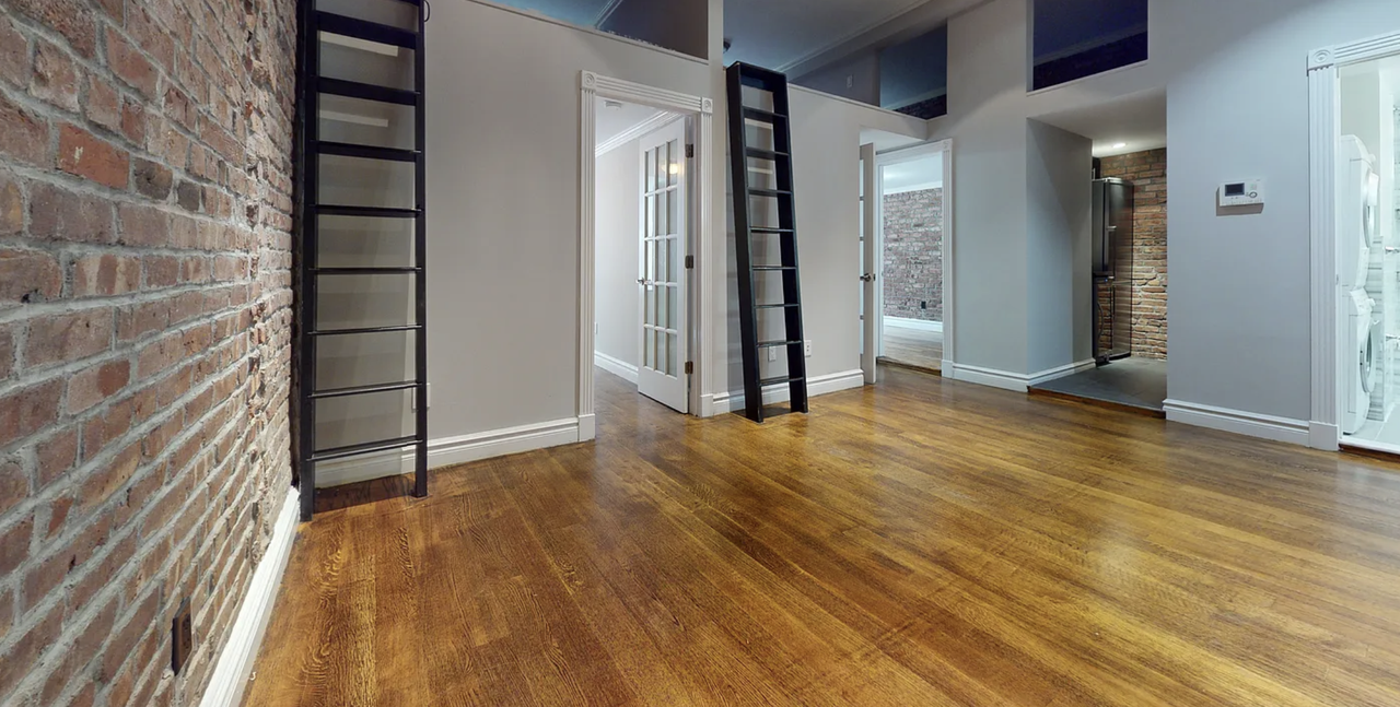 238 E 14th St #1B - Photo 3 of 11