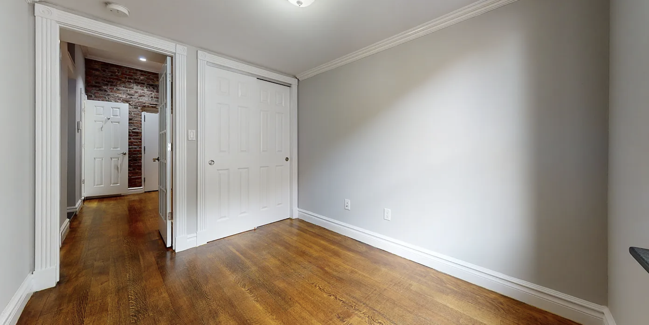 238 E 14th St #1B - Photo 7 of 11