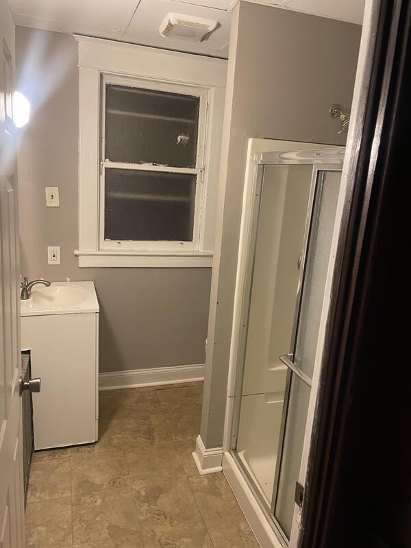 389 Morris St - Photo 3 of 8