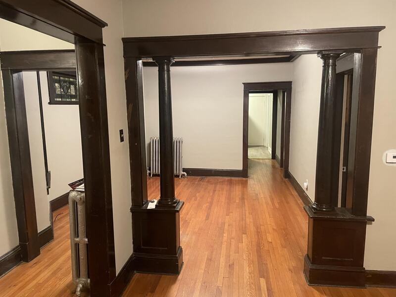 389 Morris St - Photo 6 of 8
