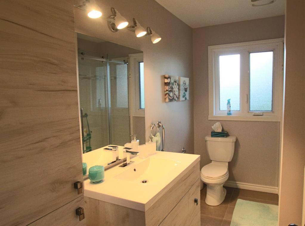 65 Dixième Avenue - Photo 3 of 11