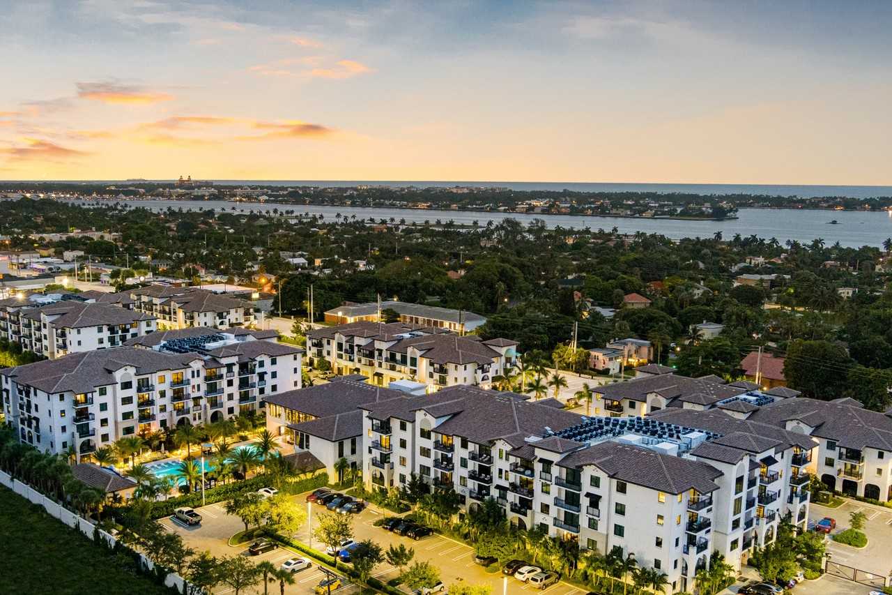 Lake Mangonia Apartments in West Palm Beach, FL 33407