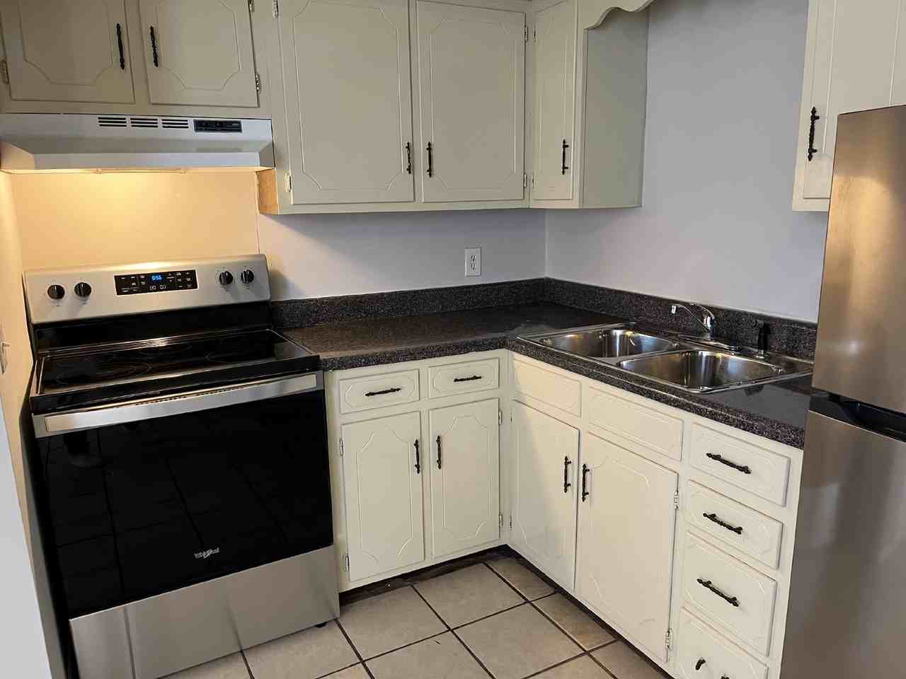 3012 Delaware Ave - Photo 6 of 18