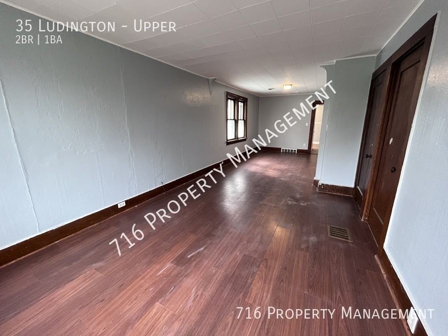 35 Ludington St - Photo 2 of 15
