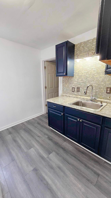 118 Furman St - Photo 2 of 6