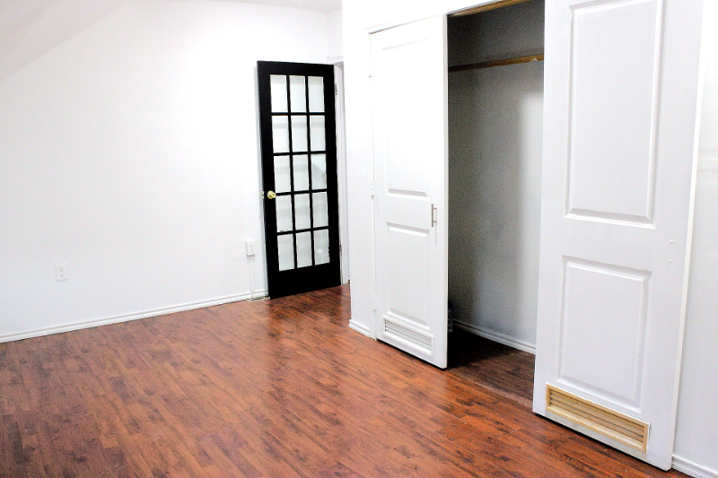 118 Furman St - Photo 3 of 6