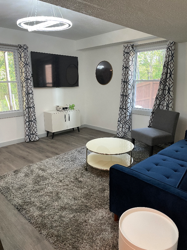 1760 Eleah Dr #2 - Photo 3 of 10