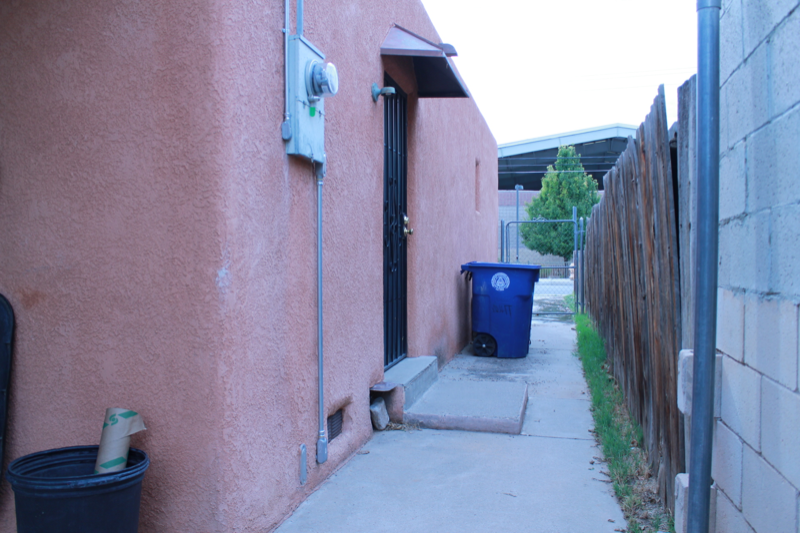 1030 Buena Vista Dr Se - Photo 2 of 34