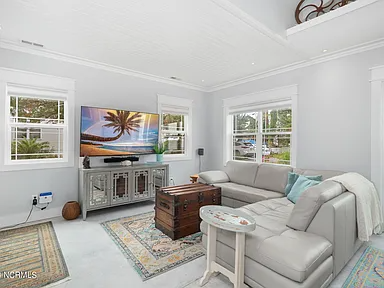 107 Sunshine Ct - Photo 3 of 18