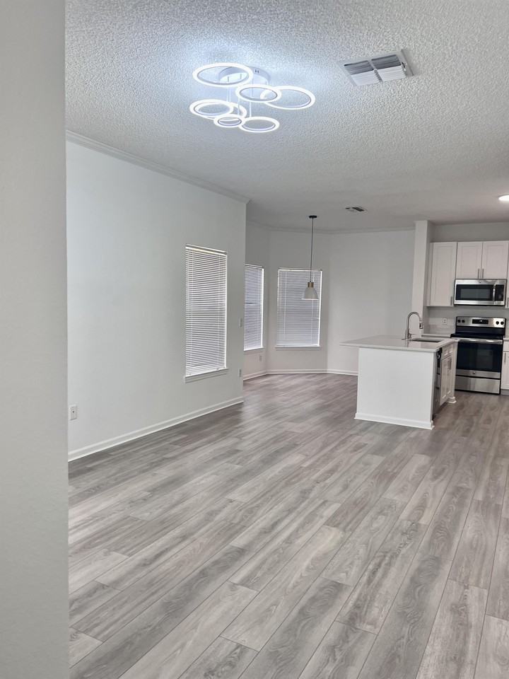 2712 White Magnolia Way #1 - Photo 6 of 34