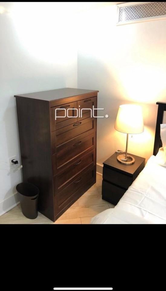 526 East 11th Street - Photo 3 of 10