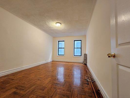 2196 Barnes Ave - Photo 3 of 8