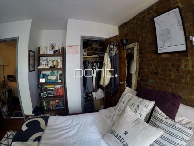 112 East 4th Street - Photo 5 of 8