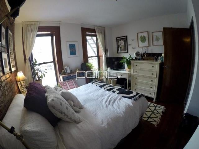 112 East 4th Street - Photo 6 of 8