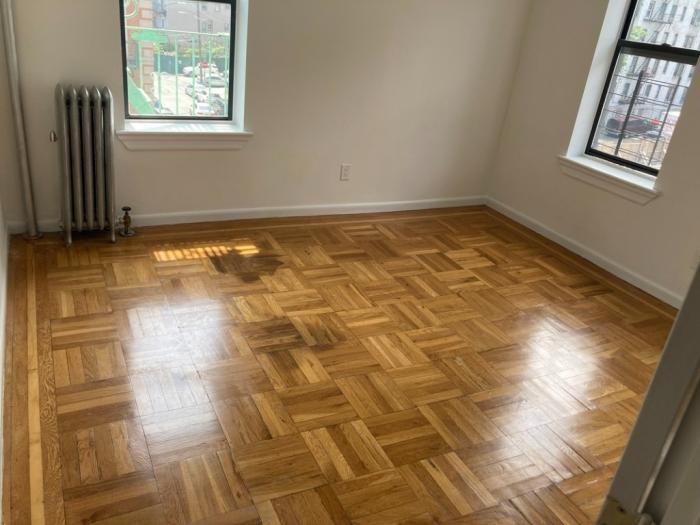 2630 Marion Ave - Photo 2 of 5