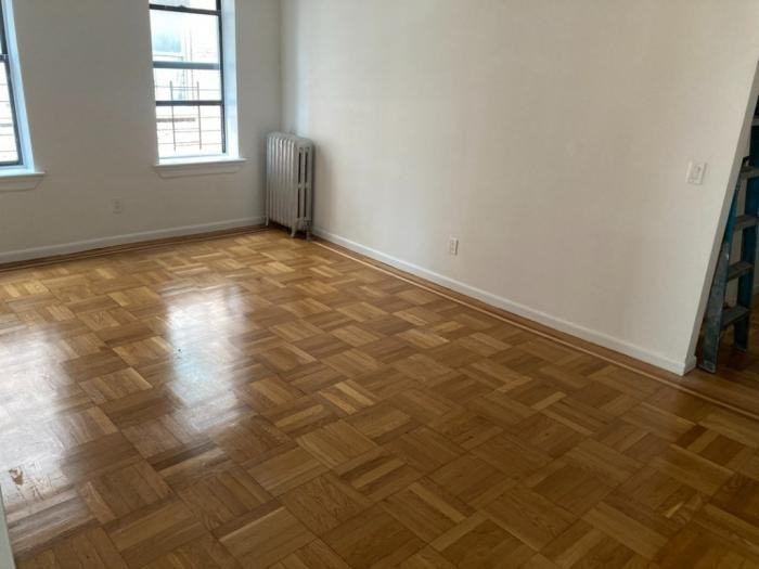 2630 Marion Ave - Photo 3 of 5