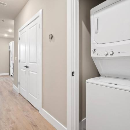 2916 Taylor St - Photo 3 of 4