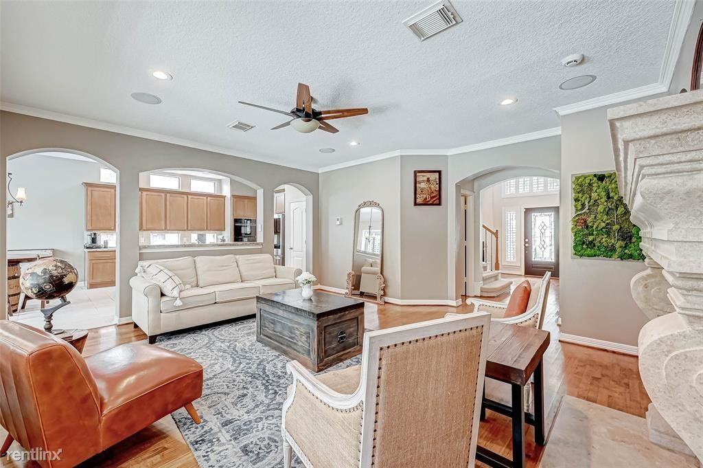 5424 Cranston Ct - Photo 3 of 16