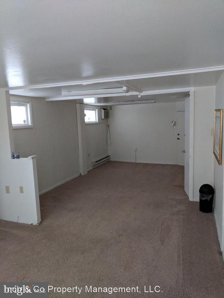 18 Market St - Photo 2 of 3