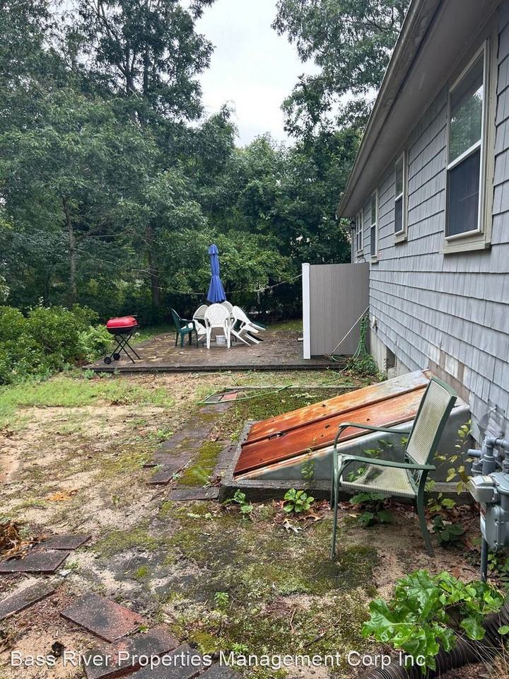 83 Michaels Ave - Photo 2 of 9