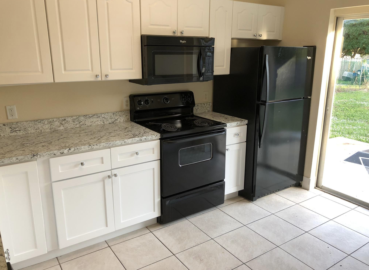 6682 4th St #NA - Photo 3 of 4