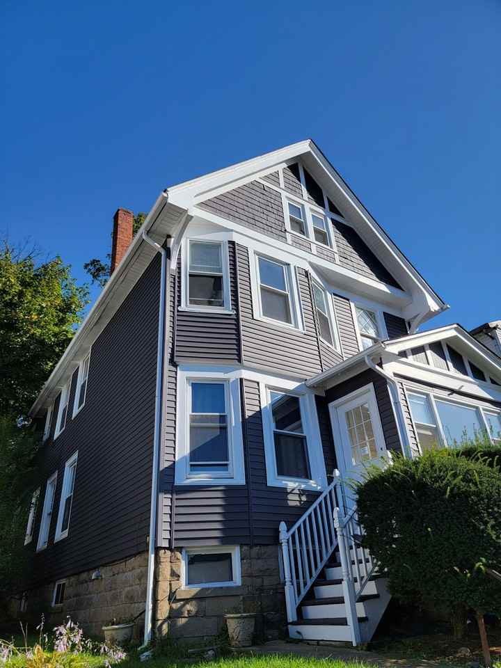 70 Valley Street #2nd fl - Photo 2 of 16