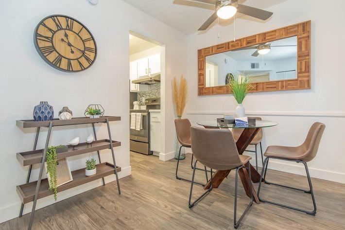 Metro on First - Photo 2 of 33