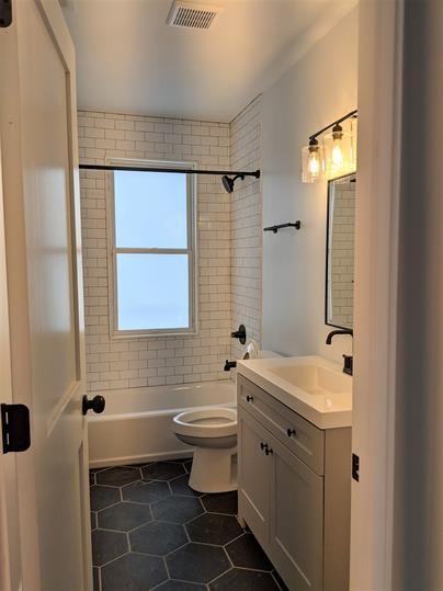 1612 Bryden Rd - Photo 2 of 21