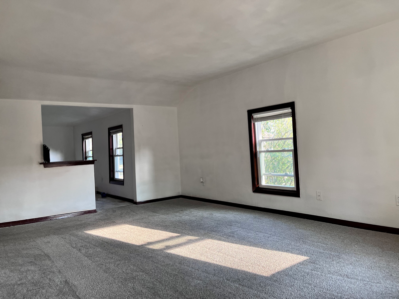 171 Cherry St - Photo 3 of 11