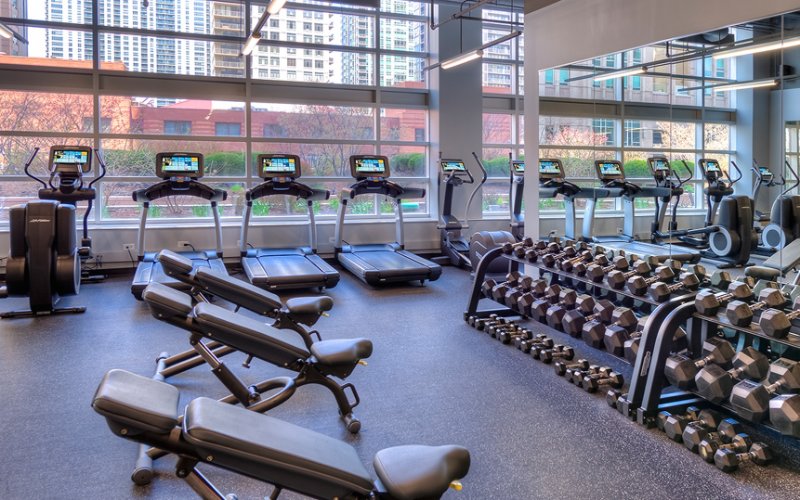 547 N Dearborn St - Photo 6 of 10