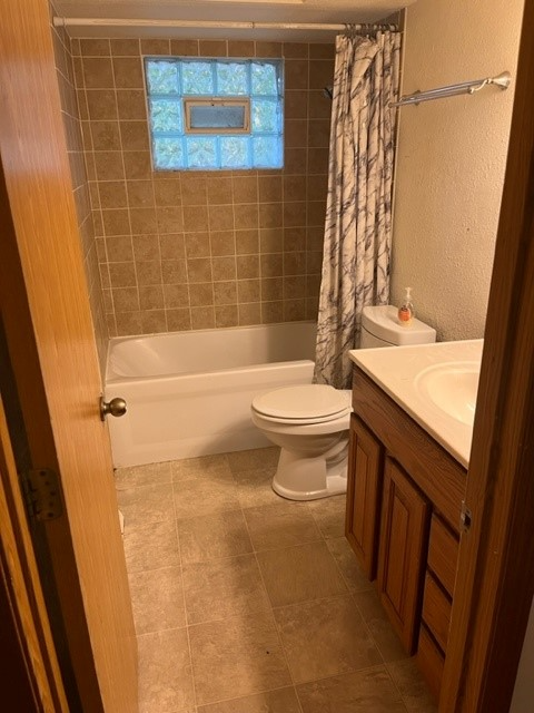 2012 S Grand Ave - Photo 2 of 3