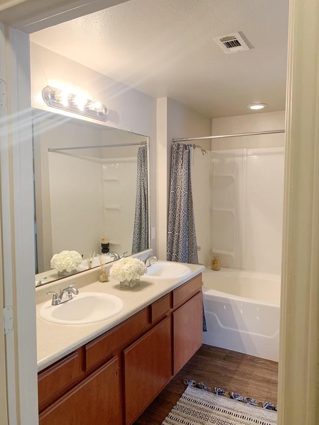 9313 Merritt Rd - Photo 3 of 6