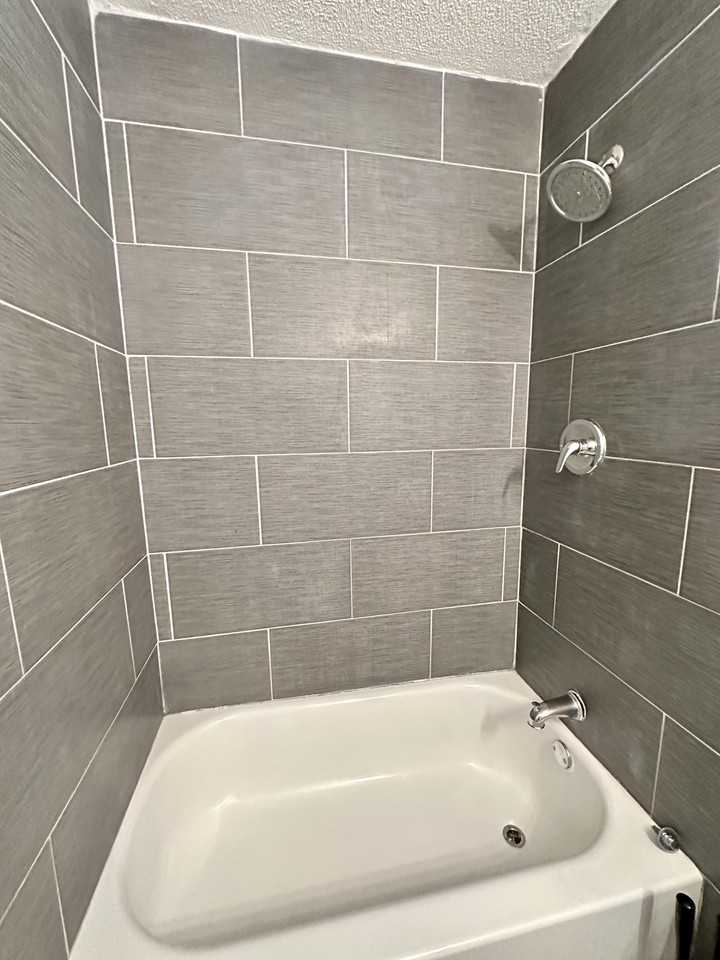 E 129th Ave - Photo 5 of 10