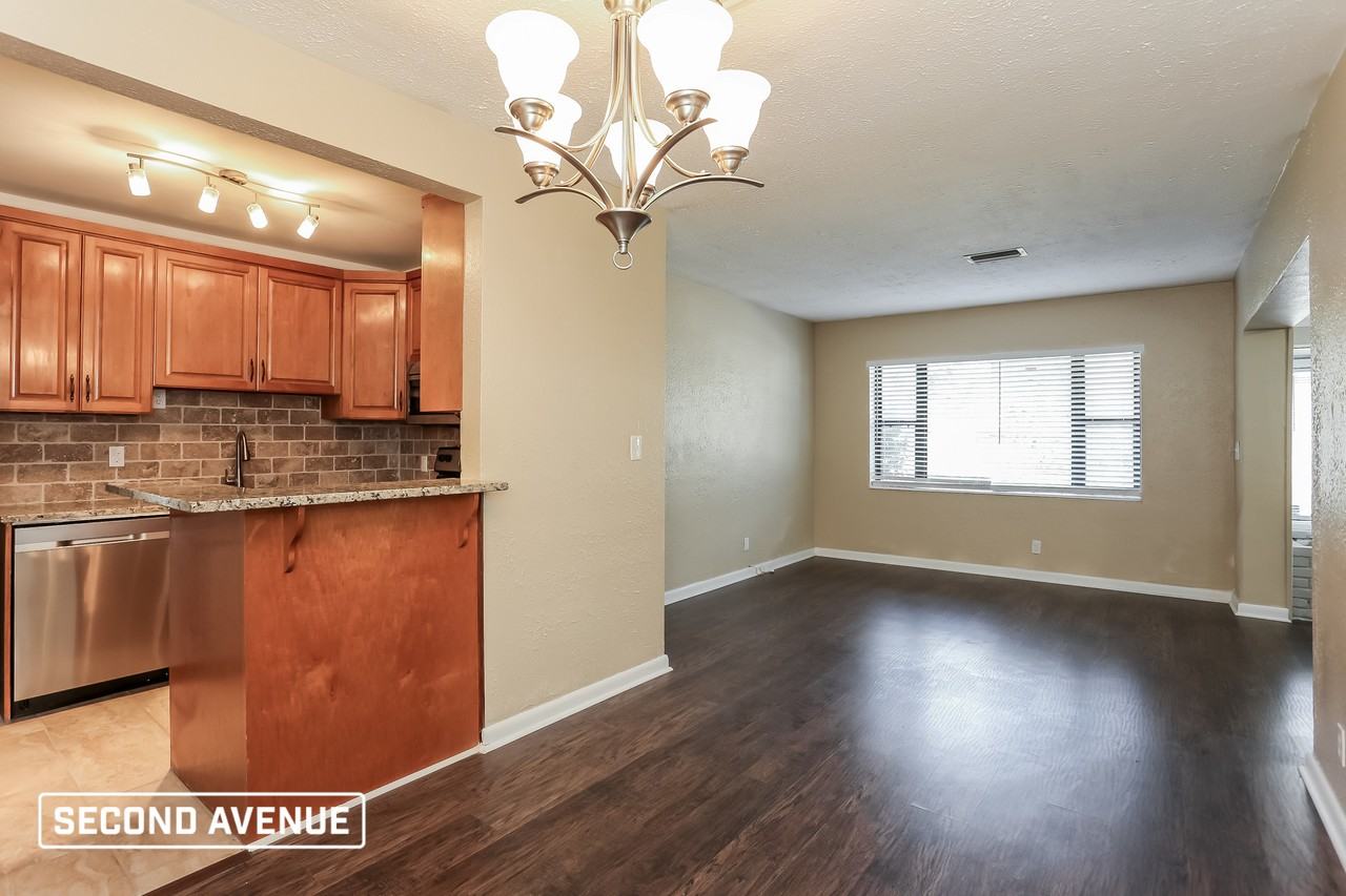 406 Nightingale Rd - Photo 4 of 17