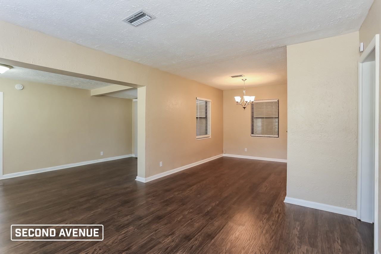 406 Nightingale Rd - Photo 7 of 17