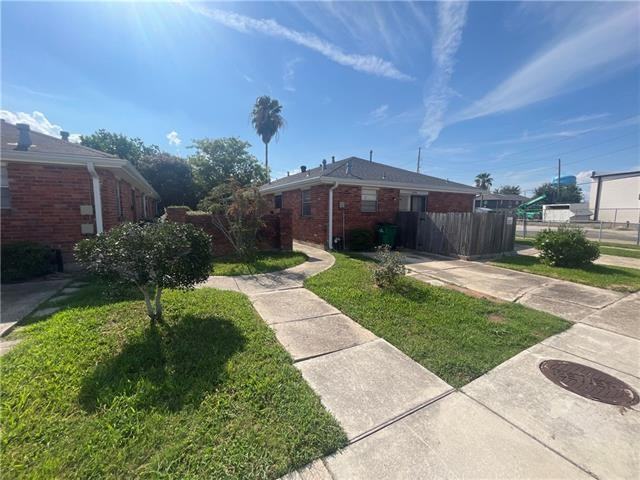 2808 Longwood Dr #A - Photo 6 of 13